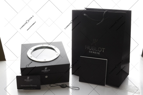 Hublot Classic Fusion Automatic 38 mm 565.NX.7071.LR