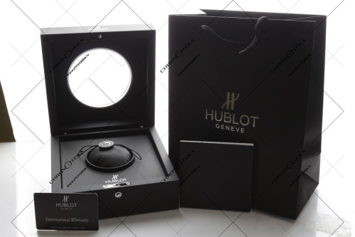 Hublot Classic Fusion Automatic 38 mm 565.NX.8970.LR
